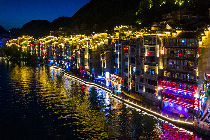 景區(qū)建筑外墻亮化